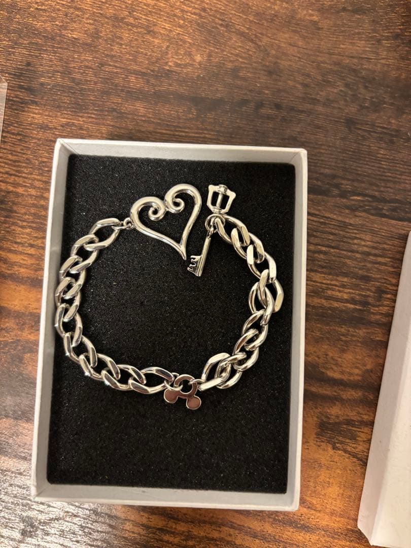 【レア】キングダムハーツ シルバーブレスレット キーブレード ミッキー ソラ