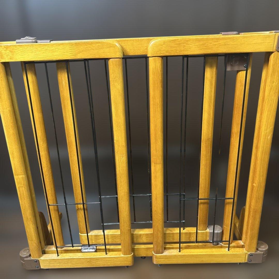 【良品】Richell　リッチェル ペット用 木製おくだけドア付ゲート S