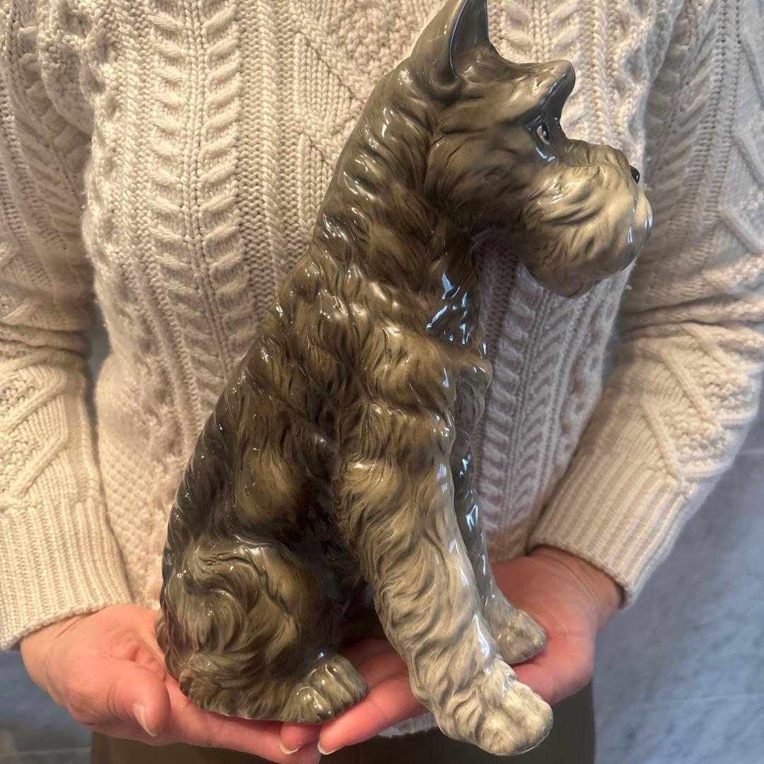 アメリカ1970-80年代ヴィンテージ生きているように美しい瞳で凛と佇む犬