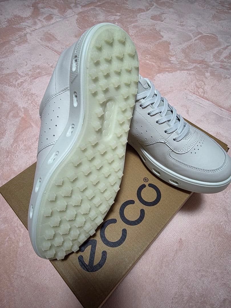 ecco ホワイト ウィメンズ Gore-Texゴルフシューズ