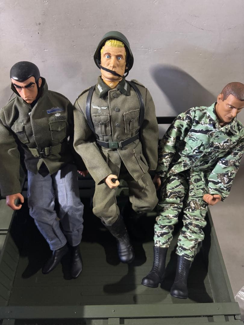 21st Century Toys社製の1/18スケール「ハンヴィー」