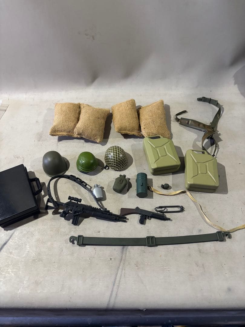 21st Century Toys社製の1/18スケール「ハンヴィー」