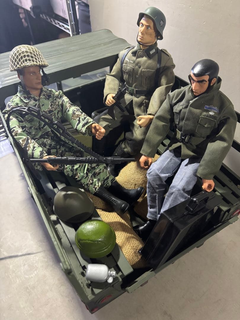 21st Century Toys社製の1/18スケール「ハンヴィー」