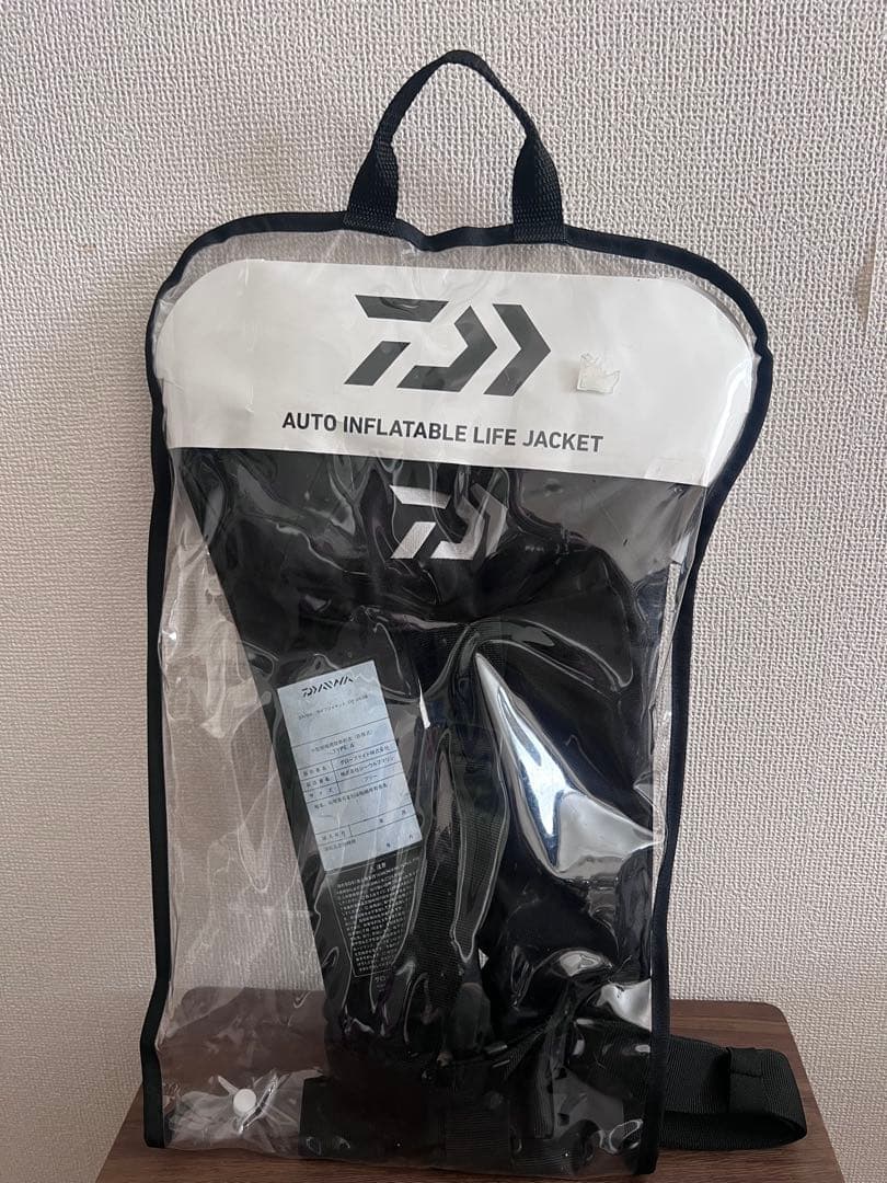 【未使用】DAIWA 自動膨張式ライフジャケット DF-2608
