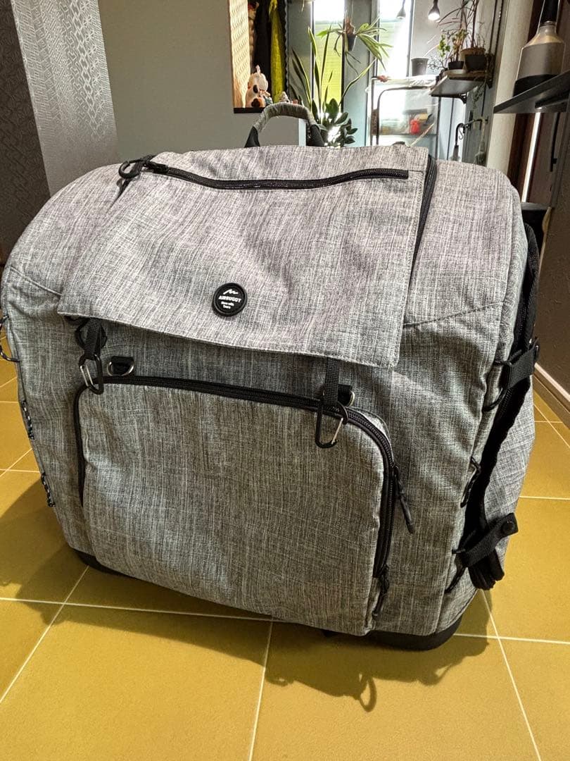 美品　エアバギーバックパックワイド