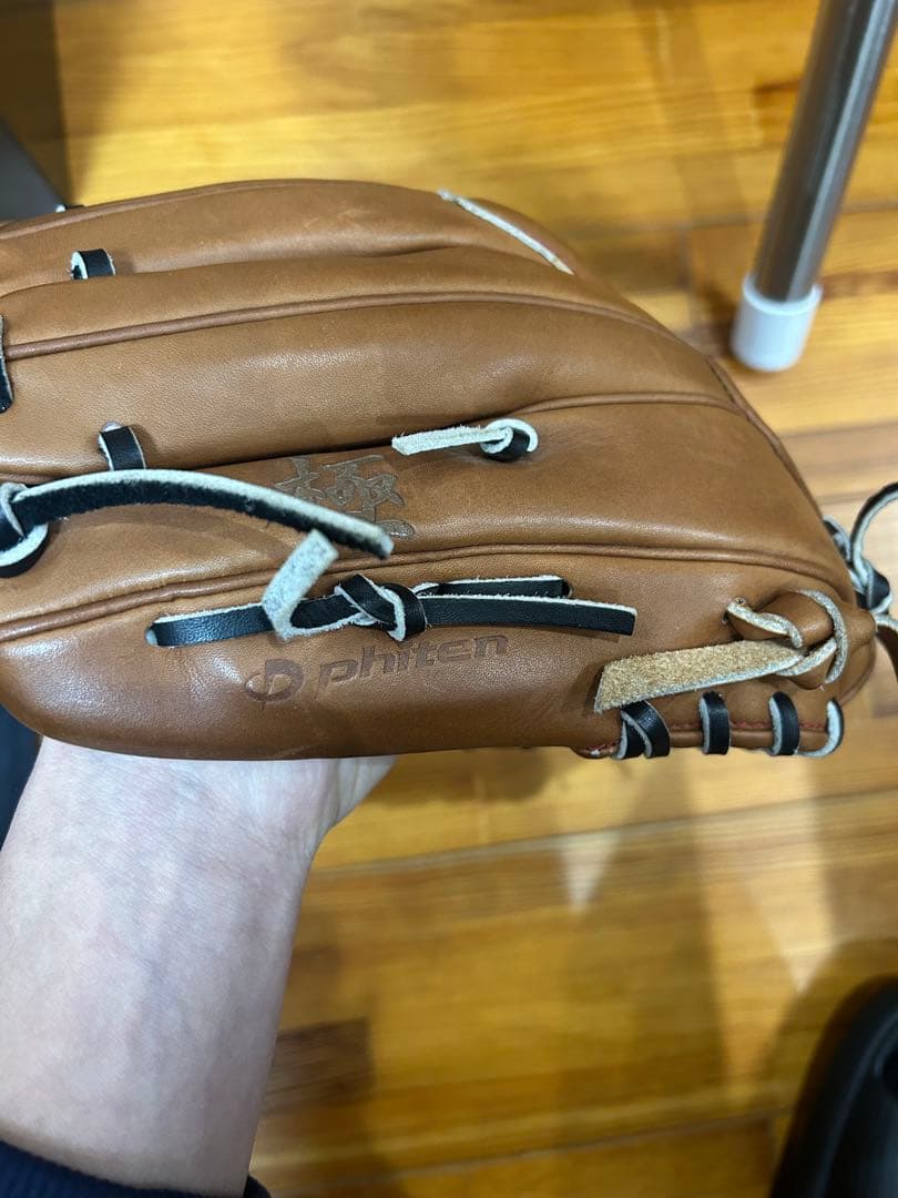 D-Quest 硬式グローブ ブラウン　オーダーグローブ
