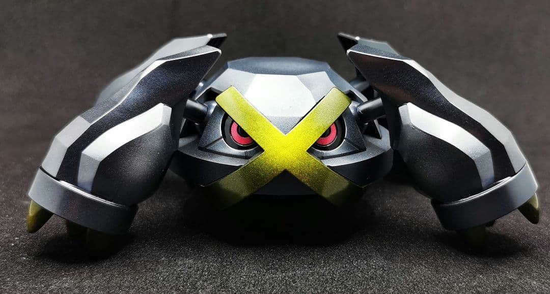 【塗装完成品】色違いメタグロス　メタリックグラデ　一点もの　ポケプラ