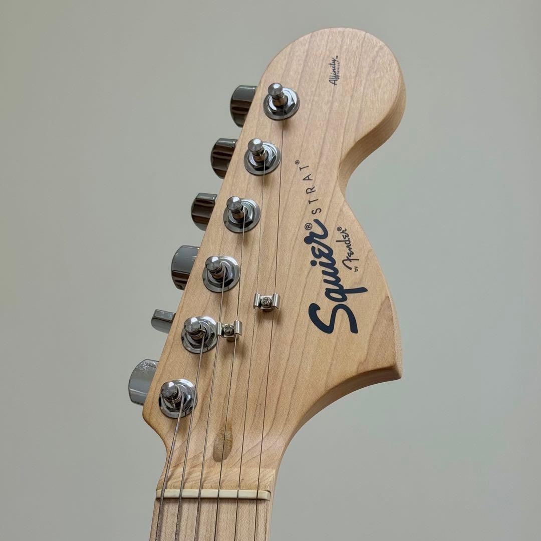 Squier スクワイヤー Affinity Stratocaster ストラト