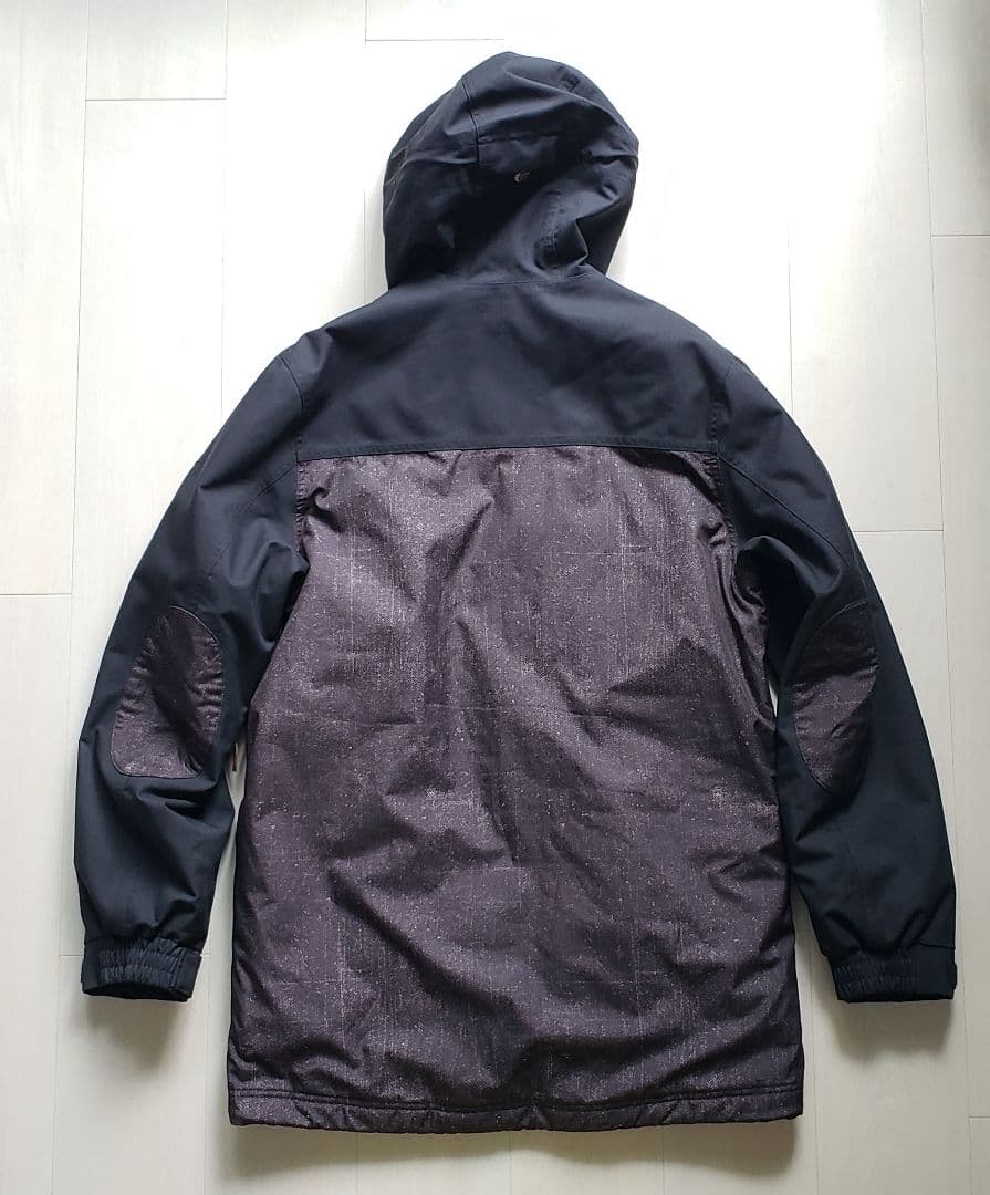 NIKE　スノーボード用ジャケット　Ｍサイズ