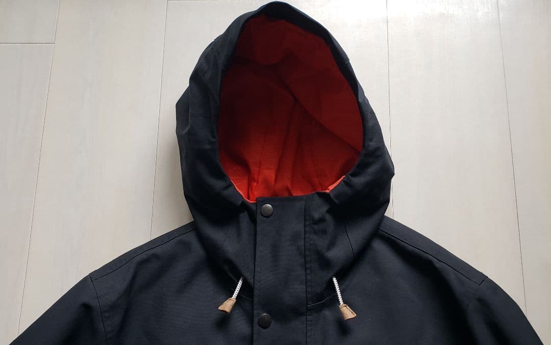 NIKE　スノーボード用ジャケット　Ｍサイズ