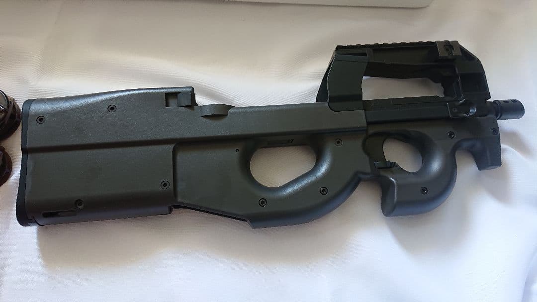 東京マルイ P-90 TR スタンダード電動ガン