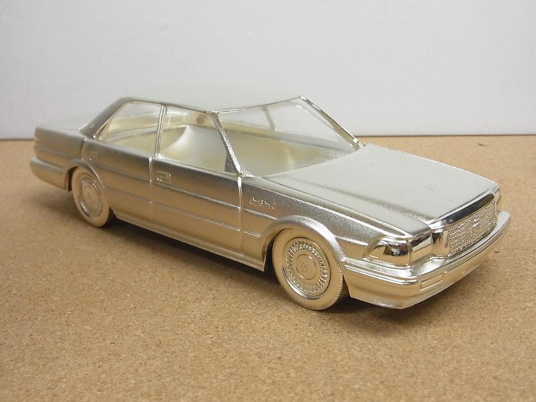 シガレットケース　金属　クラウンロイヤルサルーン