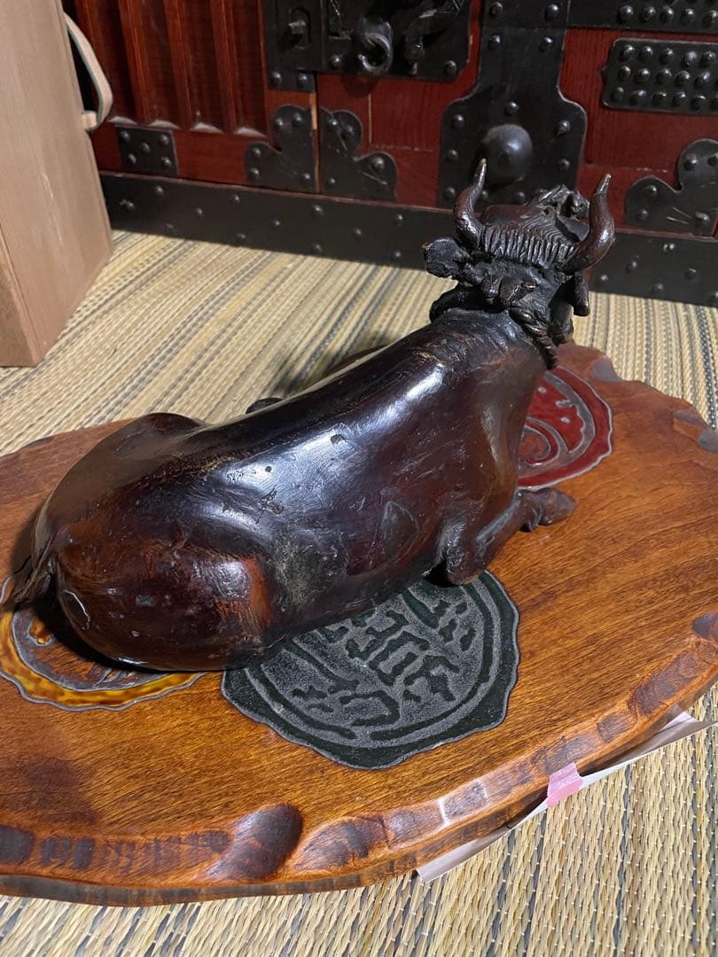 銅器工芸品　牛　置物　オブジェ　元箱あり 台含めません