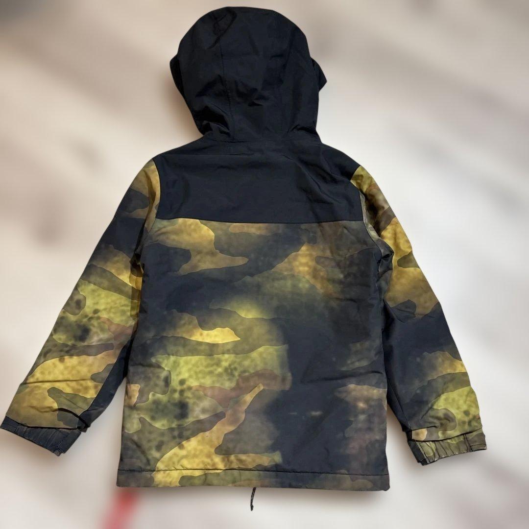 ボルコム カモフラージュ スノーボードジャケット sサイズ 120〜130