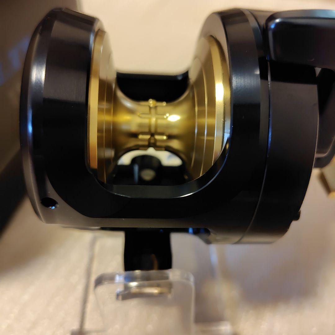 オナガグレ様　　　　　　ダイワ　ソルティガ15H　ベイトリール　右巻