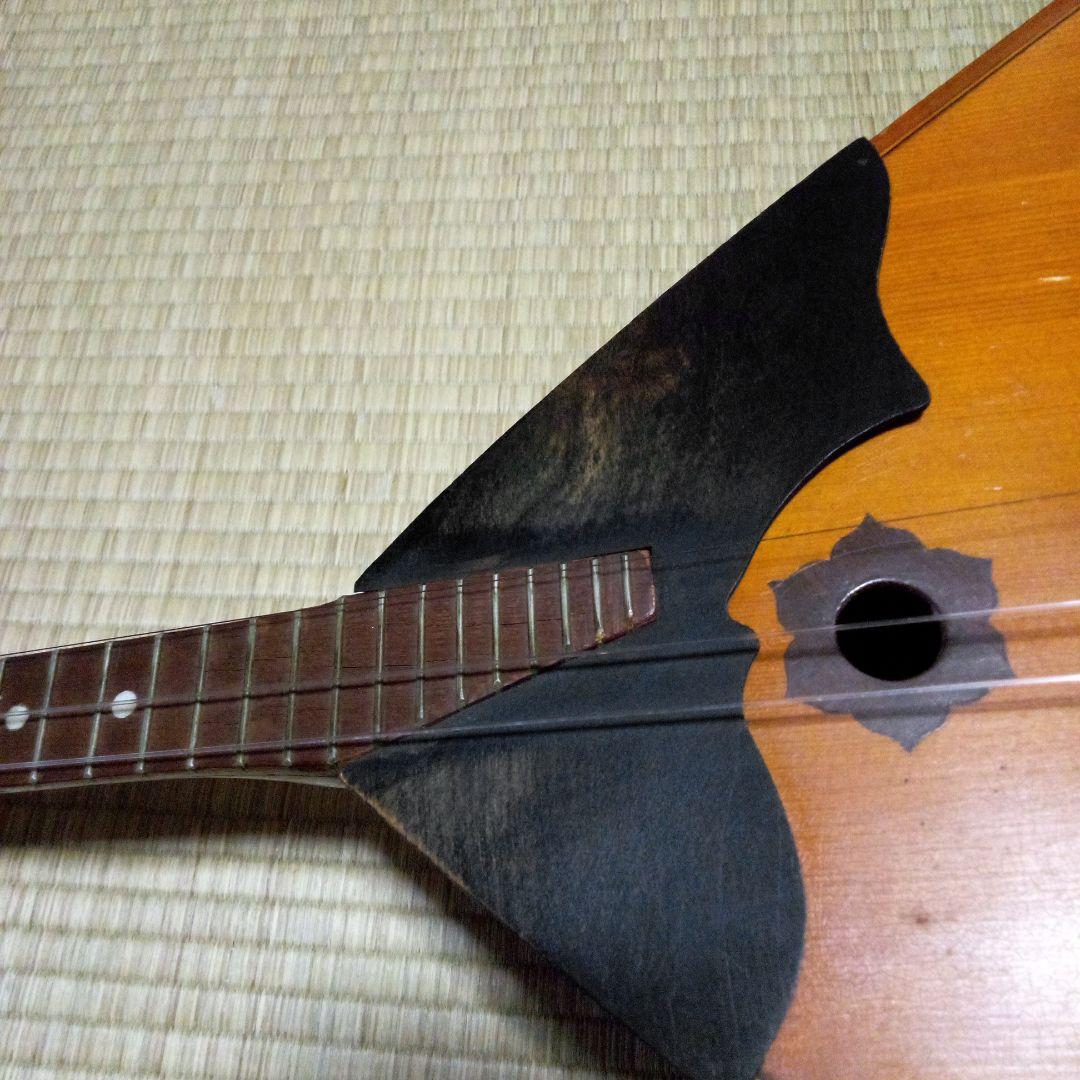 ロシア民族楽器 バラライカ 詳細不明