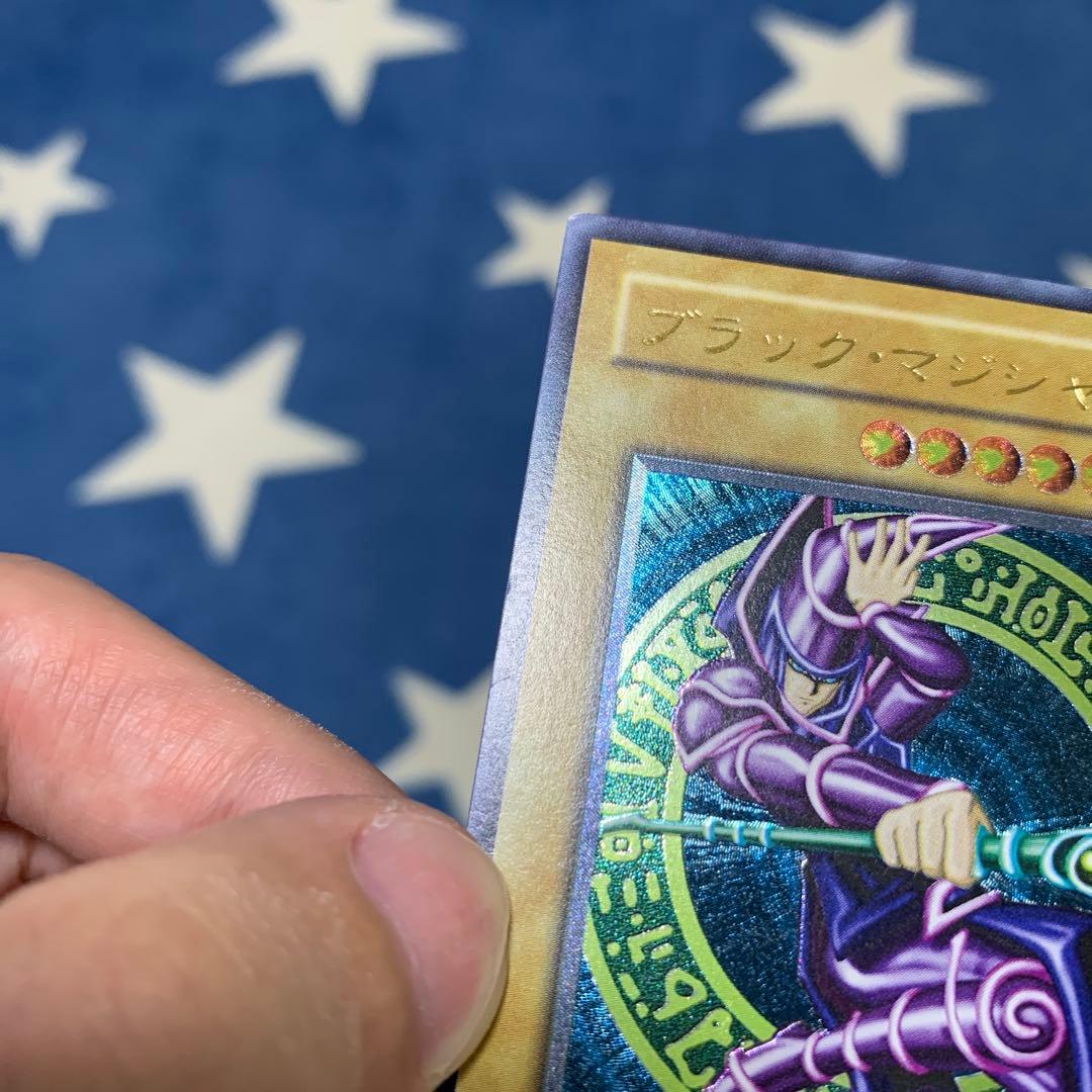 遊戯王　ブラック・マジシャン　レリーフ