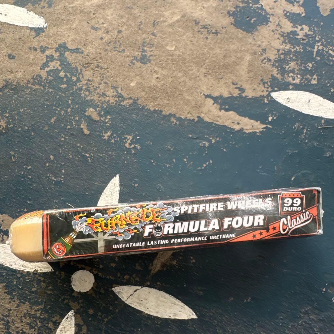 Spitfire フォーマル4クラシック56mm99a 定価¥9,130