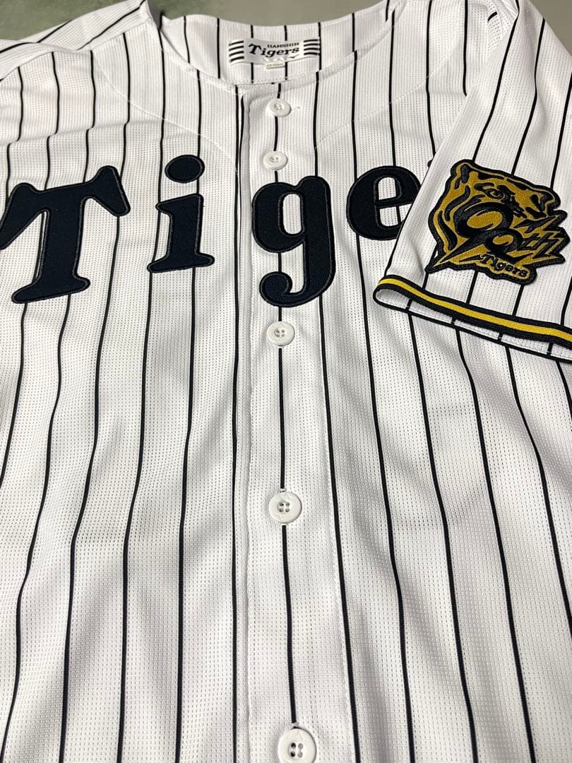 新品未使用 阪神タイガース 中野拓夢 2025 ホームユニフォーム サイズO