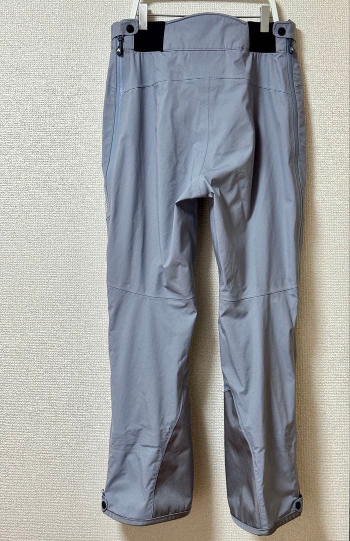 美品 モンベル スキーウェア パンツ レディース L-S（L ショート丈）