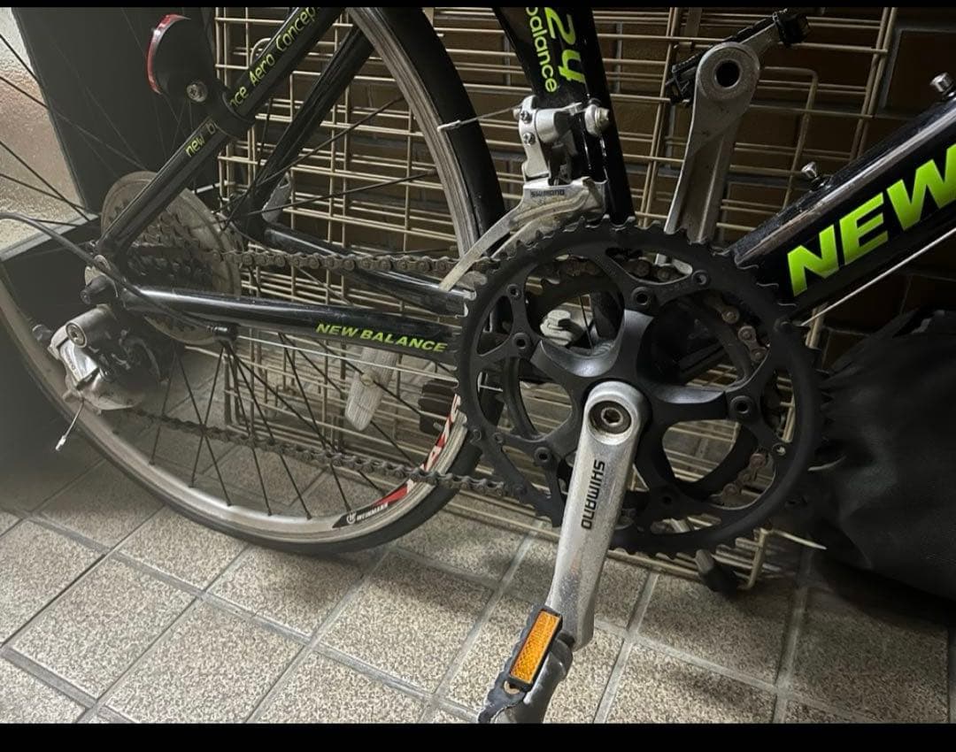 NEW BALANCE ロードバイク ブラック/グリーン