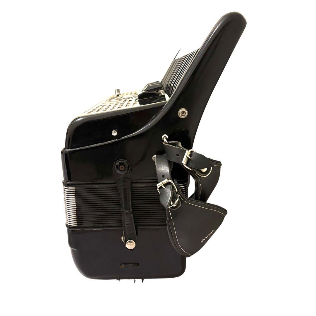 【希少】VOGGA 120ベース アコーディオン 41鍵 ピアノ式 南米モデル