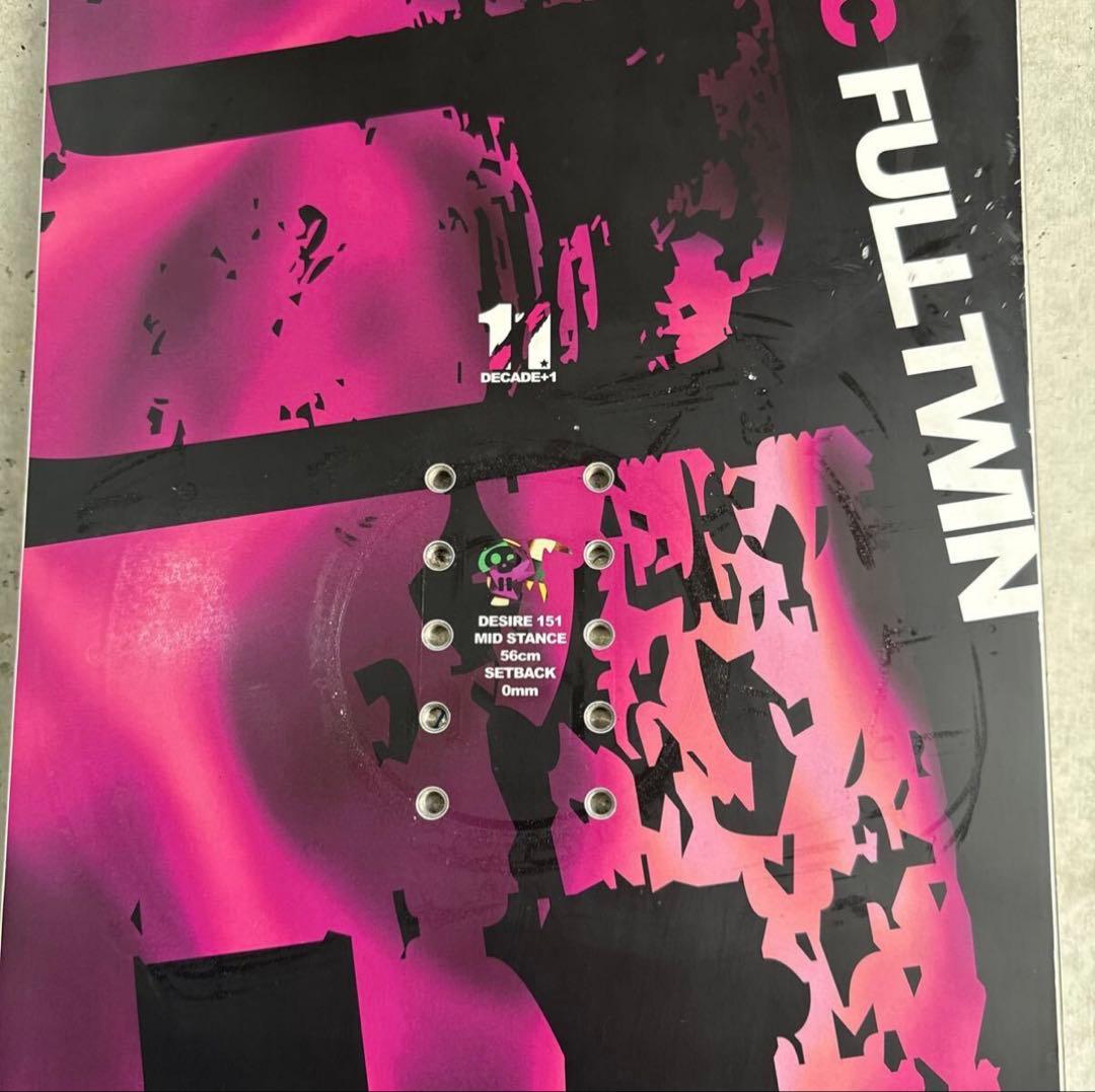 DESIRE 151 FULL TWIN スノーボード　ノベンバー