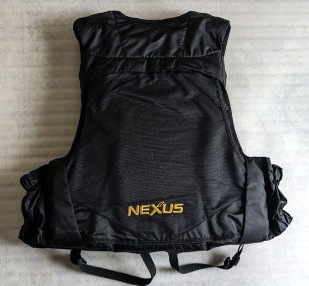 シマノ　vf-122m　ネクサス フローティングベストXT　XL