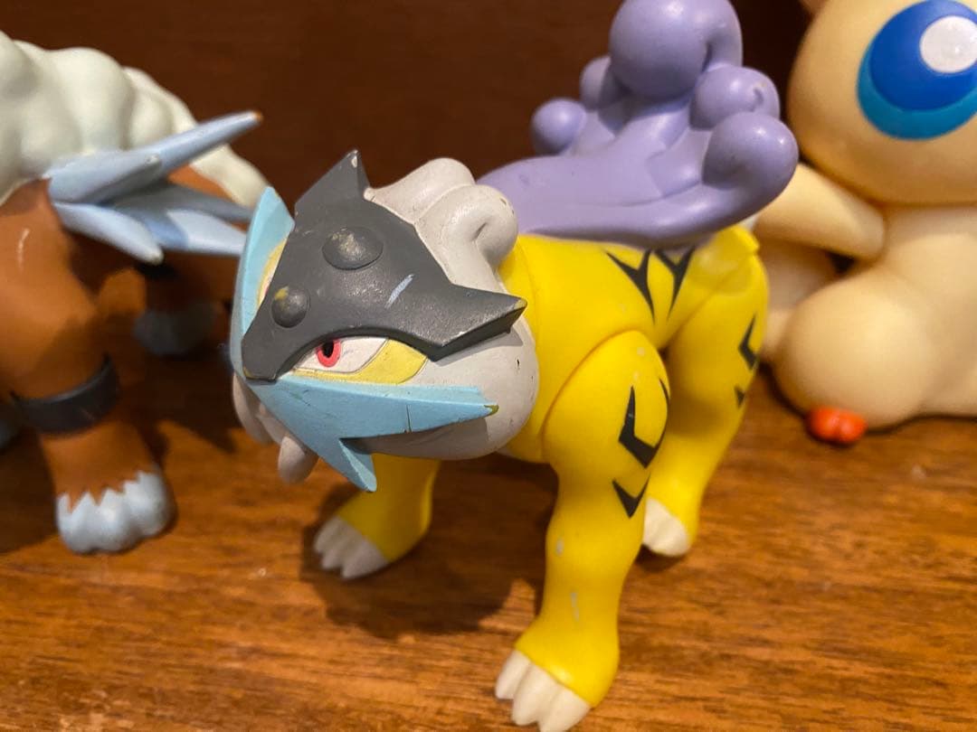 ポケモン　デラックスソフビフィギュア