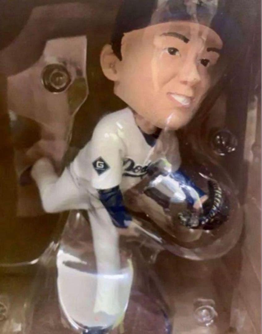 山本由伸　ボブルヘッド　2024 来場者限定　スタジアム配布　新品