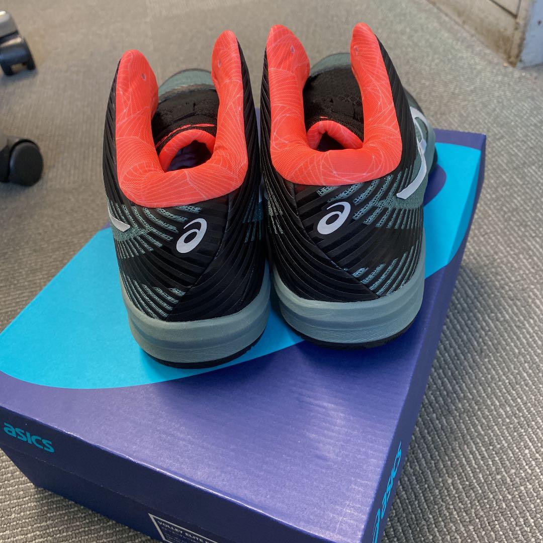 アシックス asics