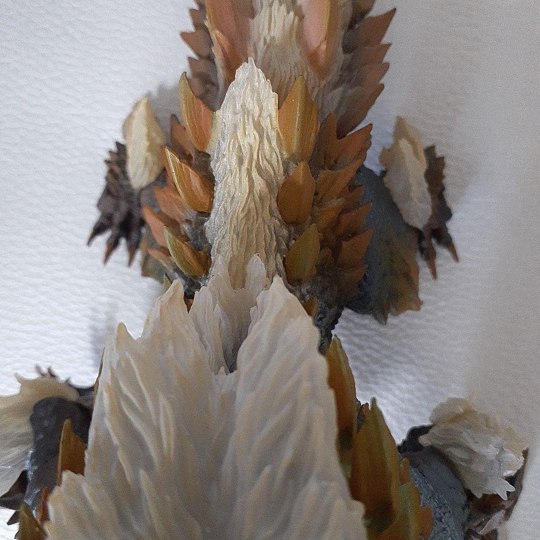 モンスターハンター　ジンオウガ　フィギュア