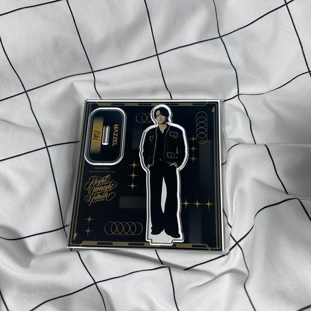 る*あ様 MAZZEL エイキ  Straight Flush アクリ