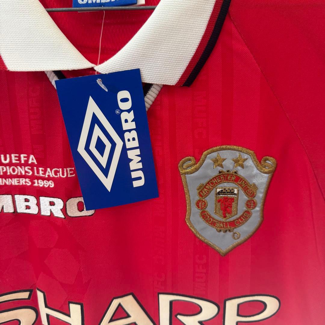 マンチェスター・ユナイテッド 1999-00トレブル記念 新品タグ付き