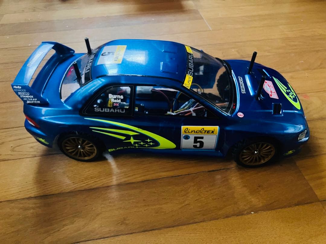Tamiya Subaru ラジコンカー 1/10 4WD
