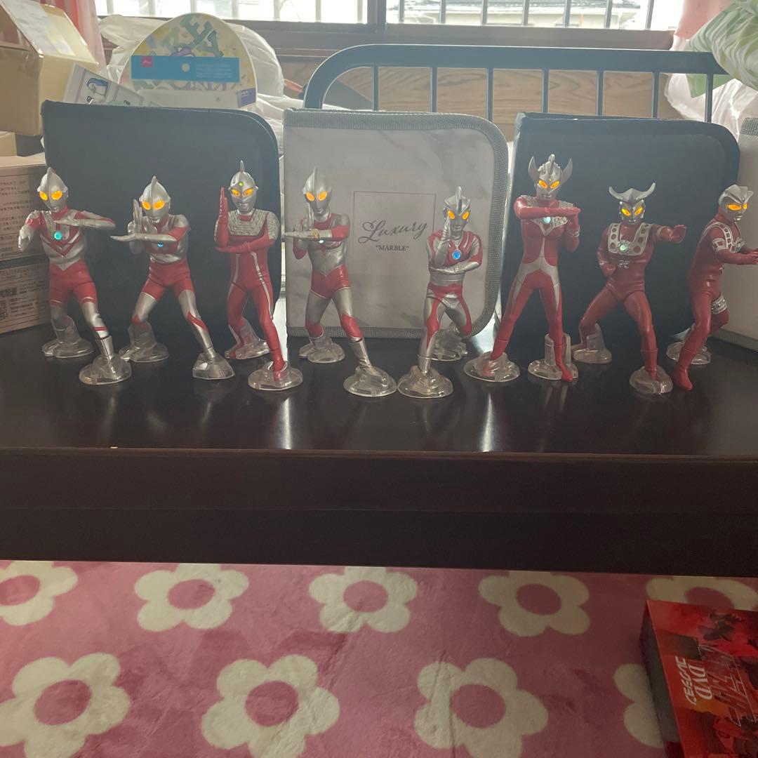 アルティメットルミナス　ウルトラマン　全8種セブン　タロウ　レオ