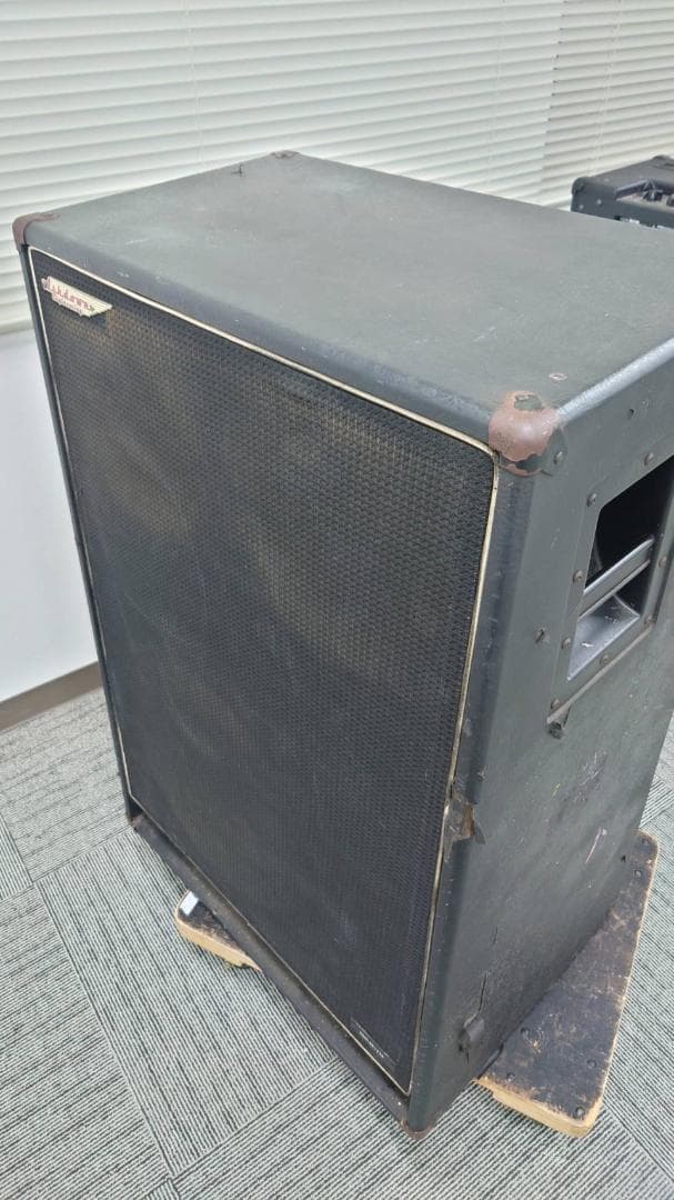 ASHDOWN BP1510 ベース用キャビネット