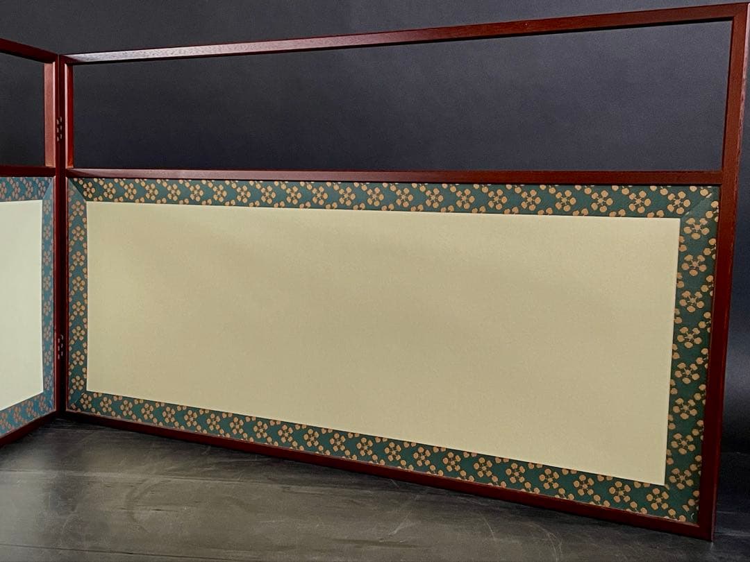 【美品】「母」 利休梅 網代 両面使い 上透かし 清満 風炉先屏風(121⑥)