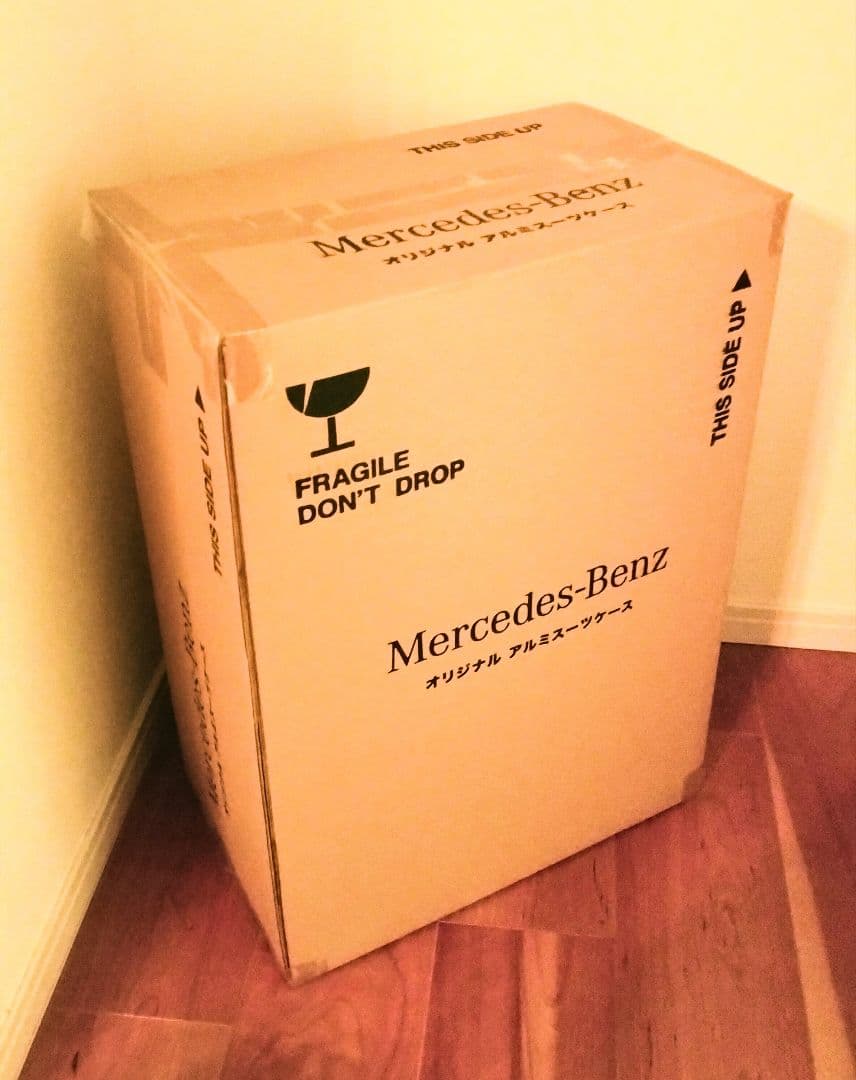 【新品・未使用・未開封】メルセデス・ベンツ アルミスーツケース