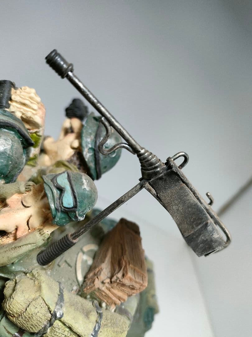 戦車　陶器　デフォルメ