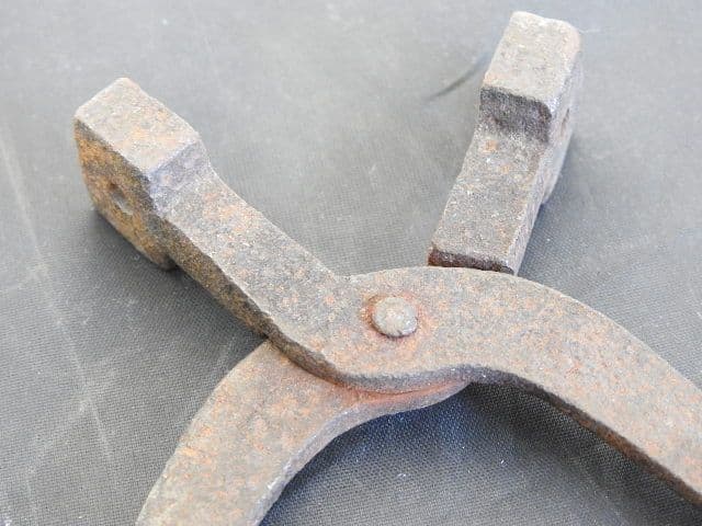 玉造　１．２ｃｍ　鉄製　M１４７３