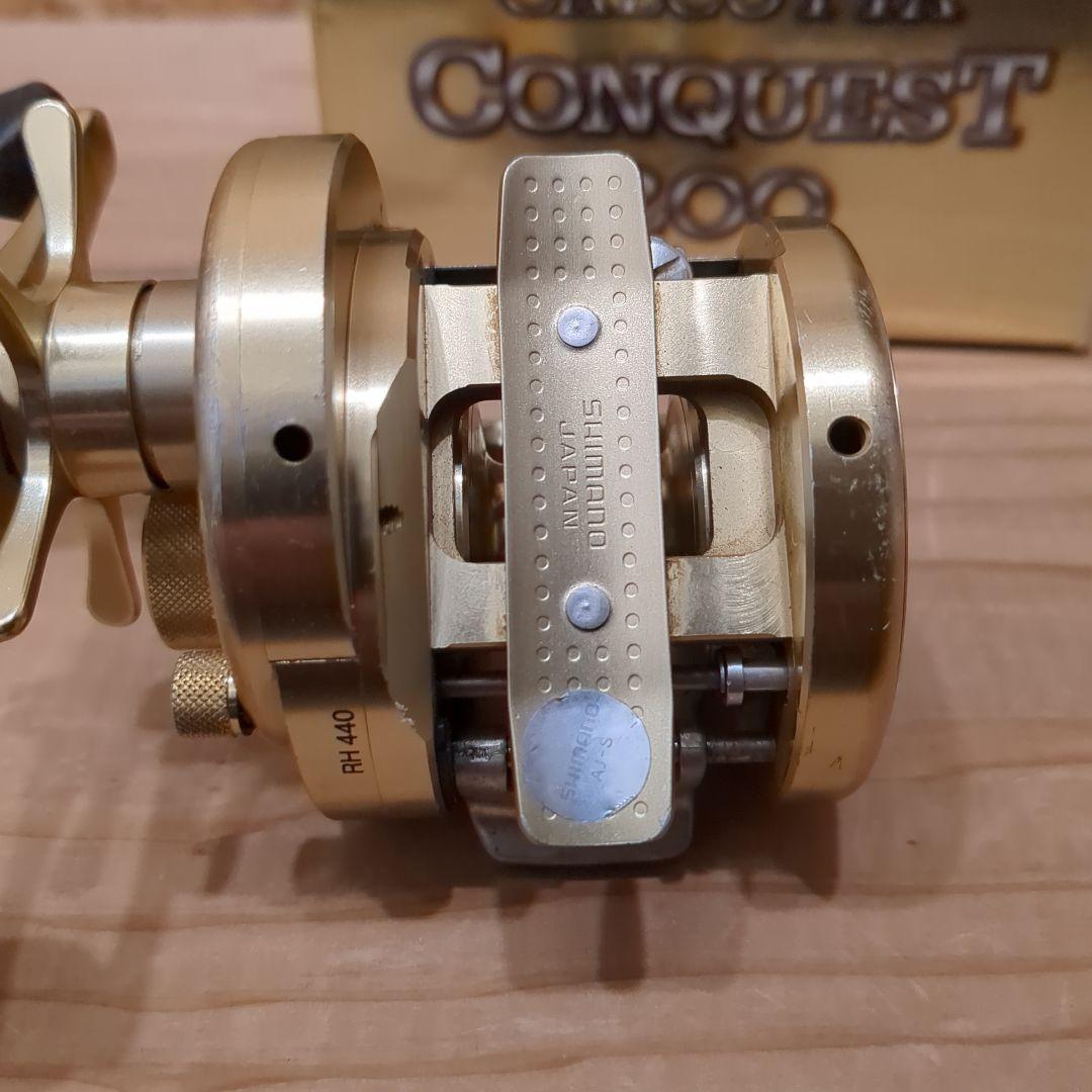 シマノ　カルカッタコンクエスト 200 　ベイトリール