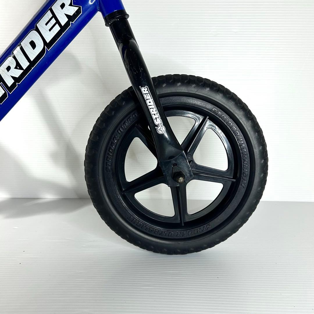 美品☆ストライダー クラシック 12 キックバイク ブルー 補助なし