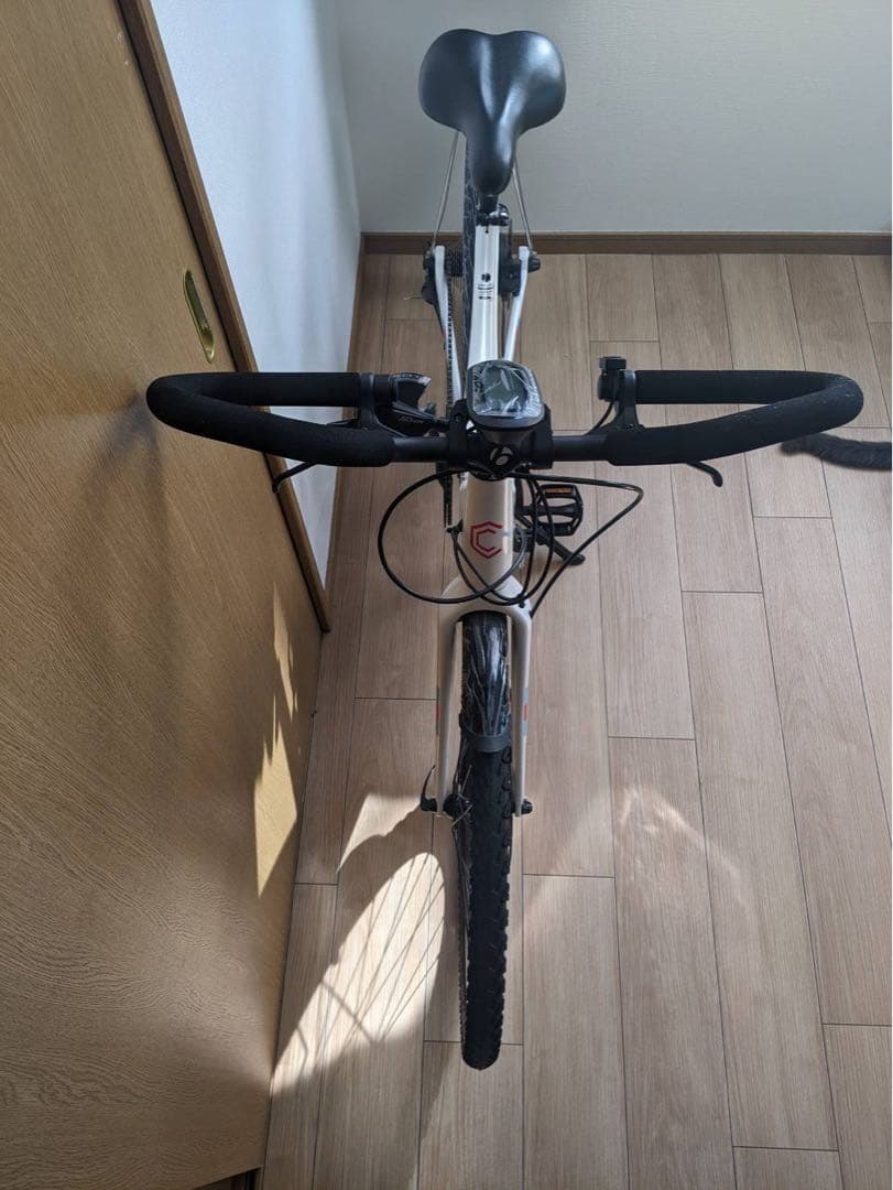 電動アシスト自転車 ホワイト 26インチ