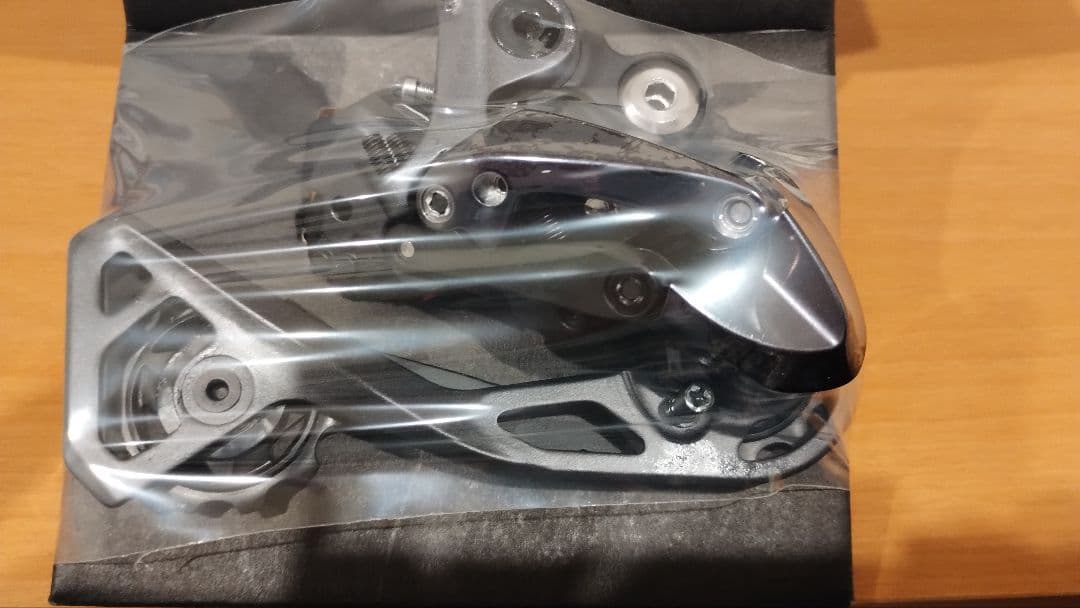 新品未使用品 シマノ アルテグラDi2 RD-R8050-GS ミディアムゲージ