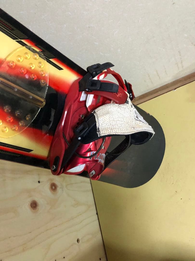 最終値引き　ヨネックススノーボードビンディングセットYONEX