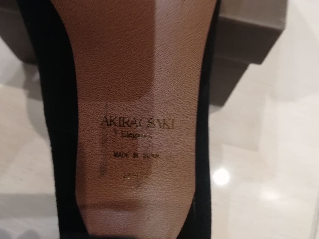 OSAKIスエードリボンヒール