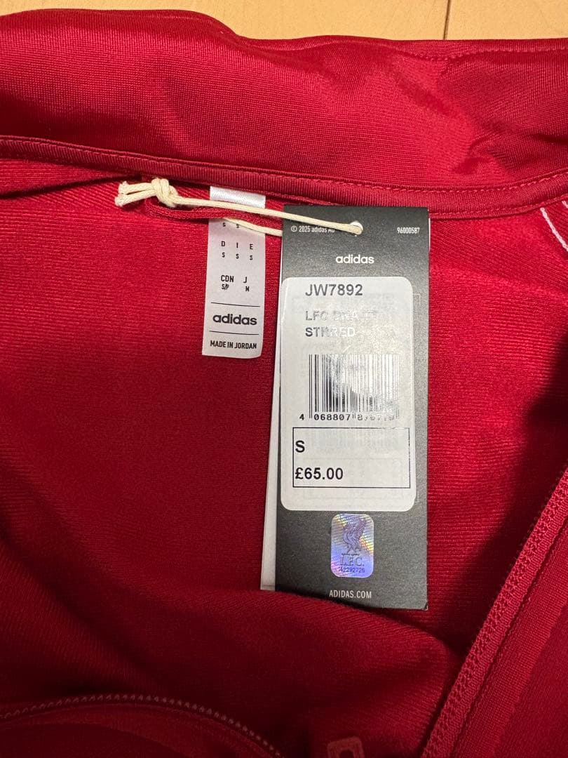 リバプールFC adidas トラックジャケット レッド