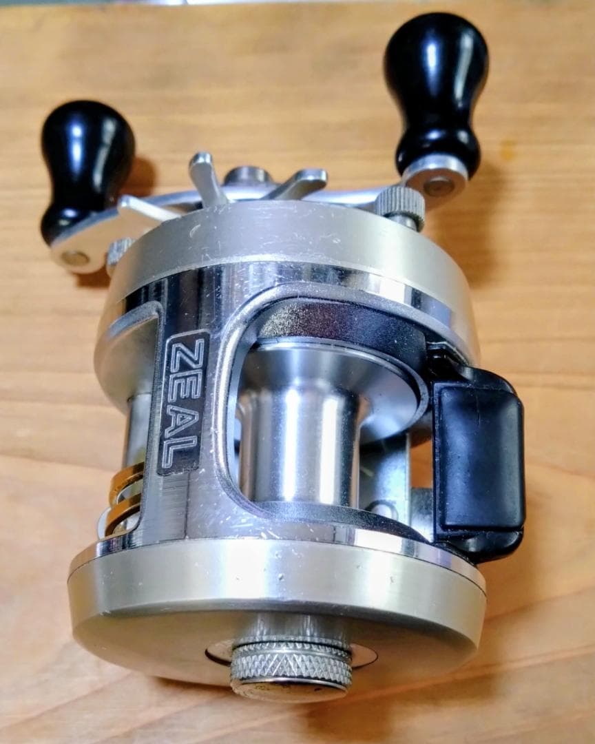 ZEAL ヘプタ　セミダイレクトリール