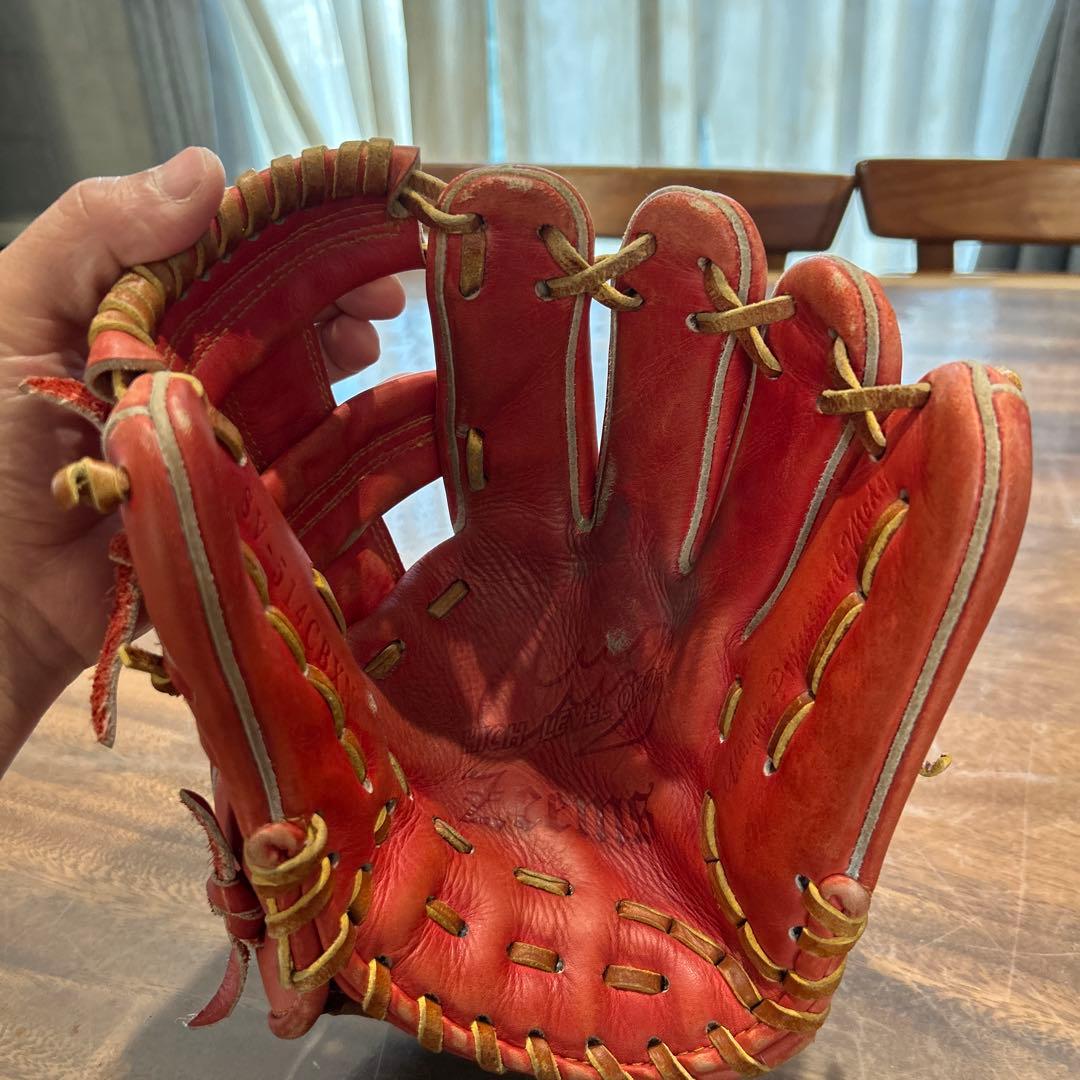 最終値下げです。これ以上は下げません。 ジームス　レザー 赤 軟式グローブ